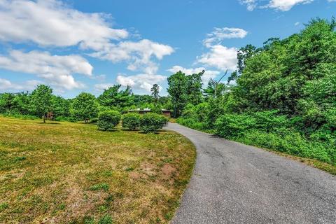 800 Plumtree Rd, Springfield, MA 01118 photo 8