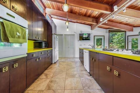 800 Plumtree Rd, Springfield, MA 01118 photo 13