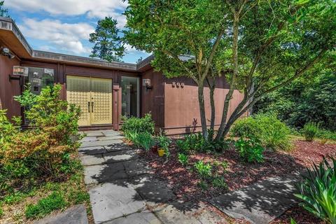 800 Plumtree Rd, Springfield, MA 01118 photo 2
