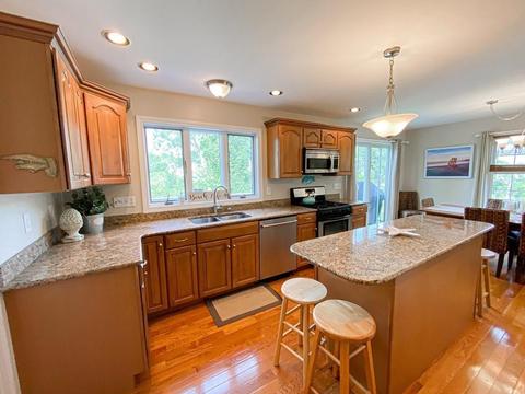 51 Witham St #B, Gloucester, MA 01930 photo 9