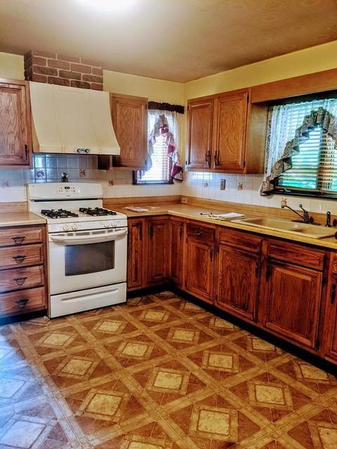 32 Cottage St, Everett, MA 02149 photo 3
