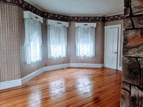 32 Cottage St, Everett, MA 02149 photo 10
