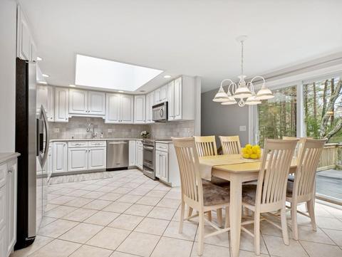 6 David Cir, Walpole, MA 02081 photo 9