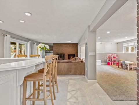 6 David Cir, Walpole, MA 02081 photo 19