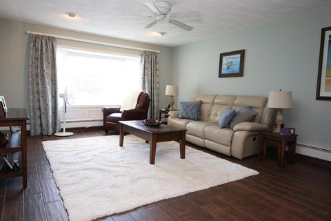 13 Wayne Rd, Peabody, MA 01960 photo 14