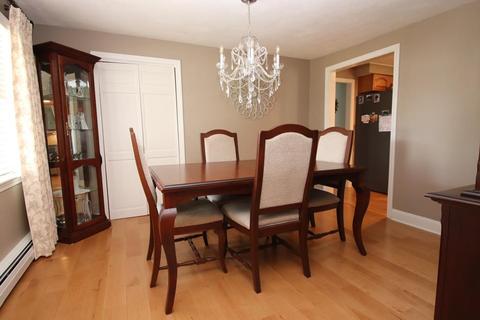 13 Wayne Rd, Peabody, MA 01960 photo 12