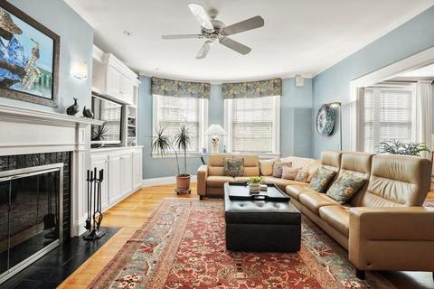 30 Dean Rd #D3, Brookline, MA 02445 photo 2