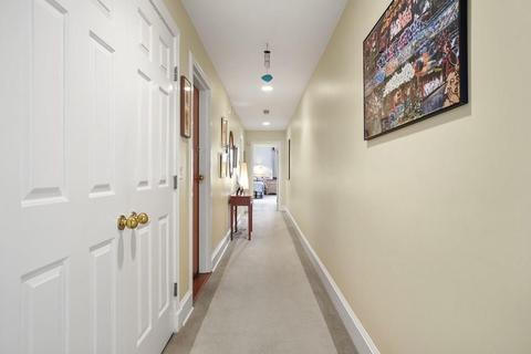 30 Dean Rd #D3, Brookline, MA 02445 photo 15