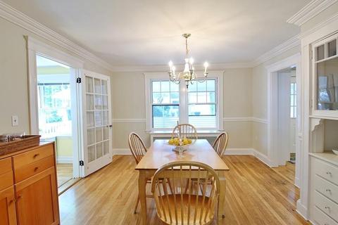 537 Chestnut St, Needham, MA 02492 photo 14