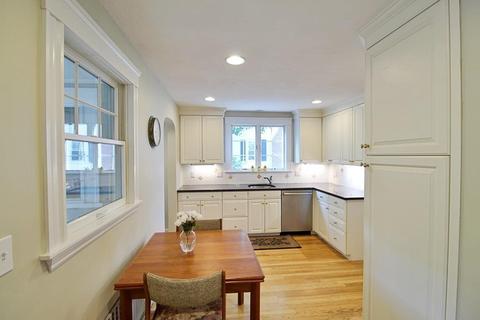 537 Chestnut St, Needham, MA 02492 photo 18