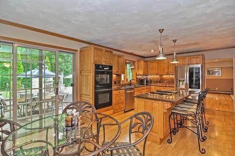 38 Johnson Rd, Sutton, MA 01590 photo 8