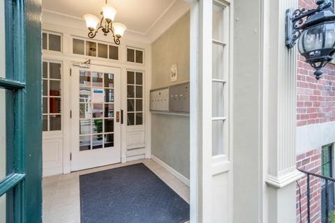 60 Elm St #9, Worcester, MA 01609 photo 7