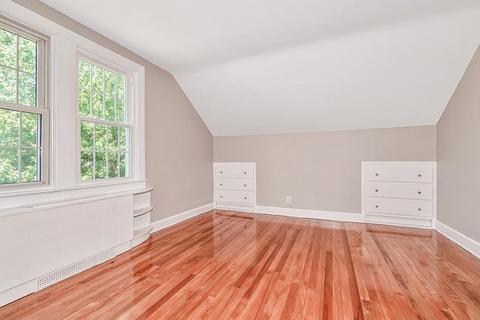 49 Joy St, Chicopee, MA 01013 photo 19