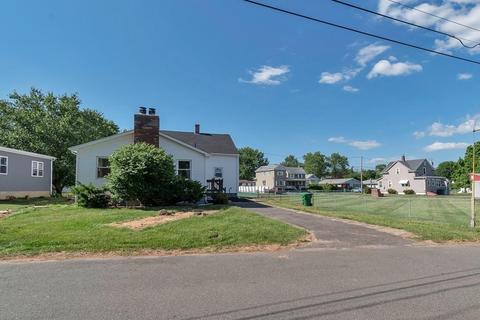 49 Joy St, Chicopee, MA 01013 photo 39