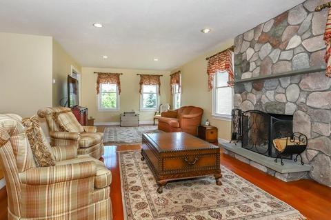 12 Hearthridge Dr, Canton, MA 02021 photo 4