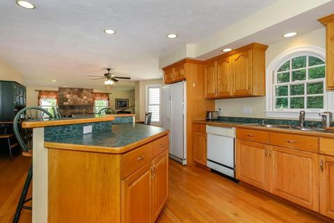 12 Hearthridge Dr, Canton, MA 02021 photo 13