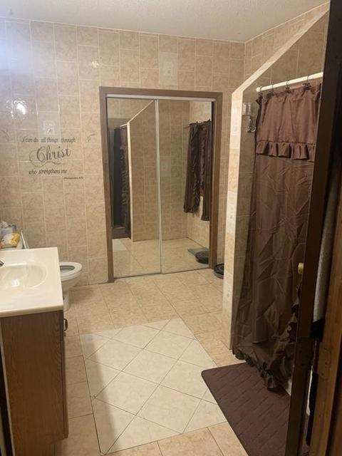 22 Orleans St, Springfield, MA 01109 photo 3