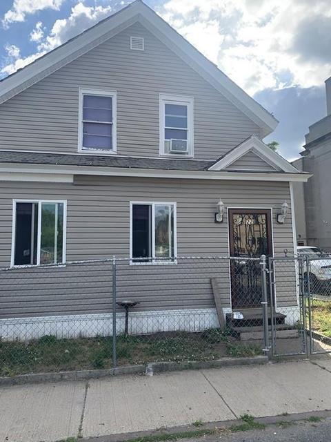 22 Orleans St, Springfield, MA 01109 photo 1