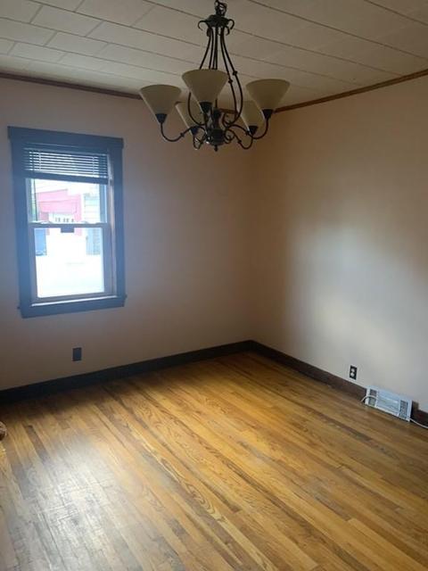 22 Orleans St, Springfield, MA 01109 photo 9