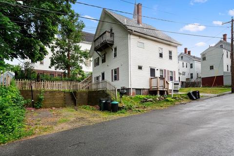 3 Clark St, Amesbury, MA 01913 photo 2