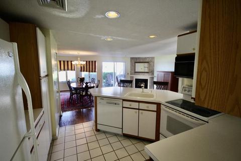 700 Shore Dr #802, Fall River, MA 02721 photo 8