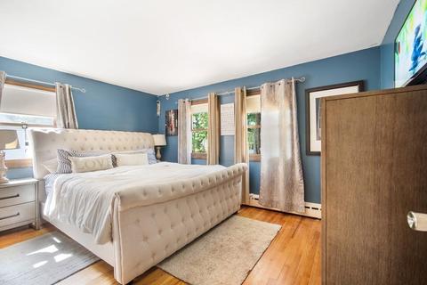 43 Emmet St, Springfield, MA 01119 photo 12
