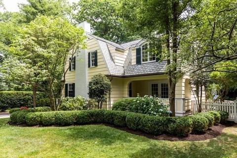 8 Sumner Rd, Wellesley, MA 02481 photo 1