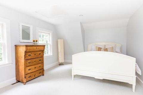 8 Sumner Rd, Wellesley, MA 02481 photo 29