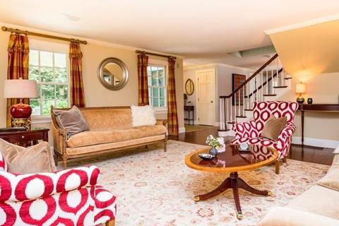 8 Sumner Rd, Wellesley, MA 02481 photo 12