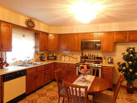 523 Wood St, Fall River, MA 02721 photo 18