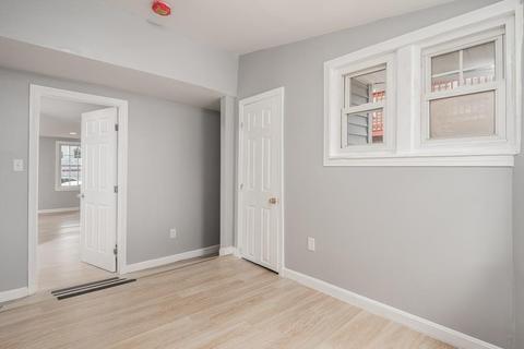 235 Appleton St, Lowell, MA 01852 photo 12