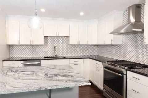 533 Summer Ave #2, Reading, MA 01867 photo 4