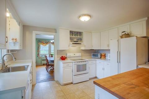 92 Evans Rd, Marblehead, MA 01945 photo 11