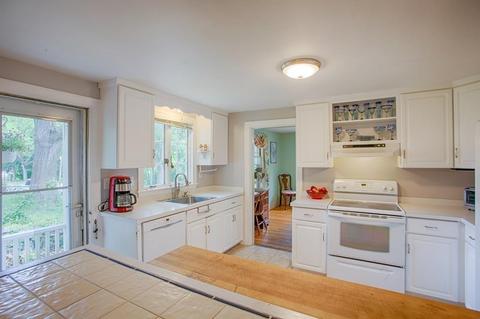92 Evans Rd, Marblehead, MA 01945 photo 12