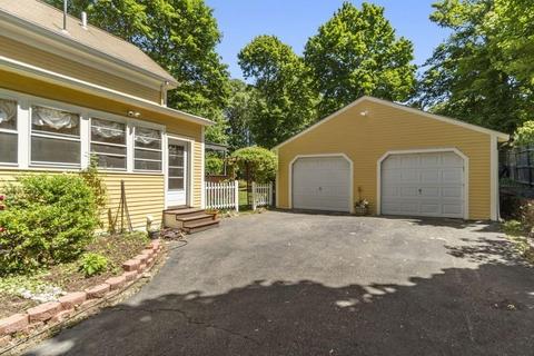 124 Walnut St, Dedham, MA 02026 photo 35