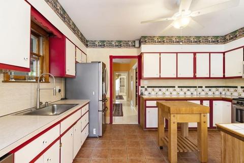 124 Walnut St, Dedham, MA 02026 photo 9