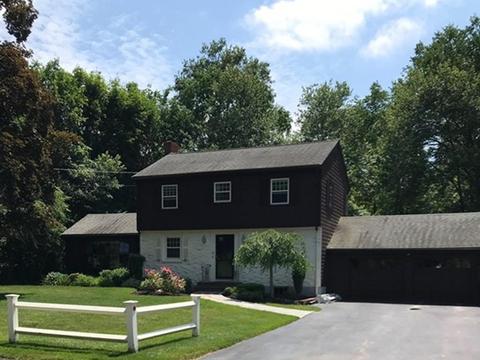 19 Hemlock Dr, Canton, MA 02021 photo 1