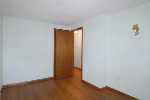39 Albee St, Springfield, MA 01129 photo 18