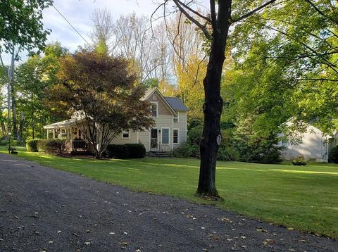 185 Simonds St, Athol, MA 01331 photo 1