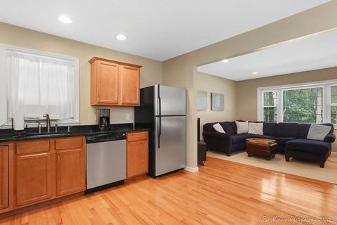 8 Juniper Ln, Georgetown, MA 01833 photo 8