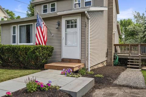 12 Main St, Mendon, MA 01756 photo 2