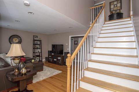 273 Bowen St, Fall River, MA 02724 photo 16