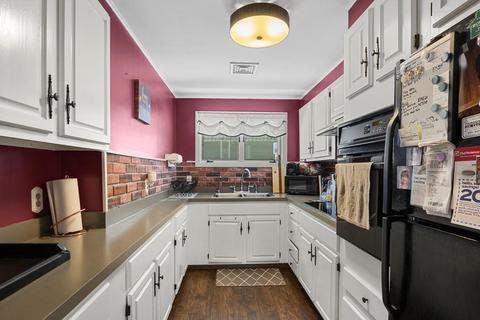 1748 Bay St, Fall River, MA 02724 photo 4