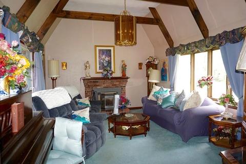 54 J Davis Rd, Charlton, MA 01507 photo 4