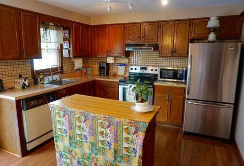 54 J Davis Rd, Charlton, MA 01507 photo 2