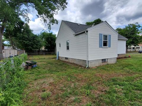 34 Penrose St, Springfield, MA 01109 photo 2