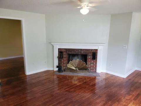 34 Penrose St, Springfield, MA 01109 photo 3