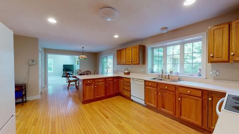 2 Blueberry Dr, Mendon, MA 01756 photo 7