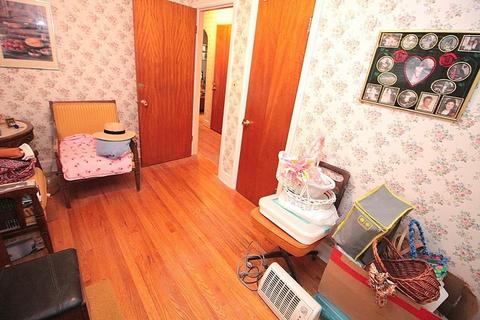 11 Carnarvon Cir, Springfield, MA 01109 photo 20