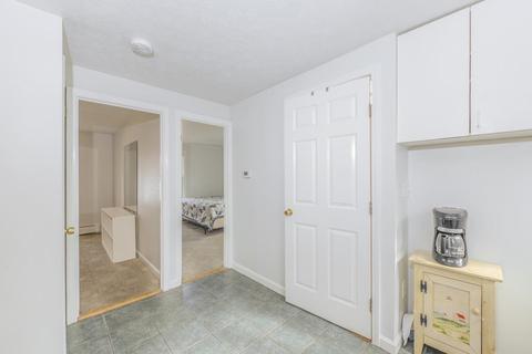 112 Spring St, Barnstable, MA 02601 photo 9